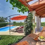 Sunset With Sea View For 6 Persons Near Novigrad * Bužinija