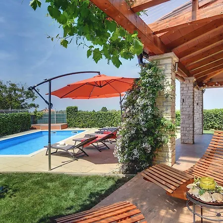 Sunset With Sea View For 6 Persons Near Novigrad * Buzinija